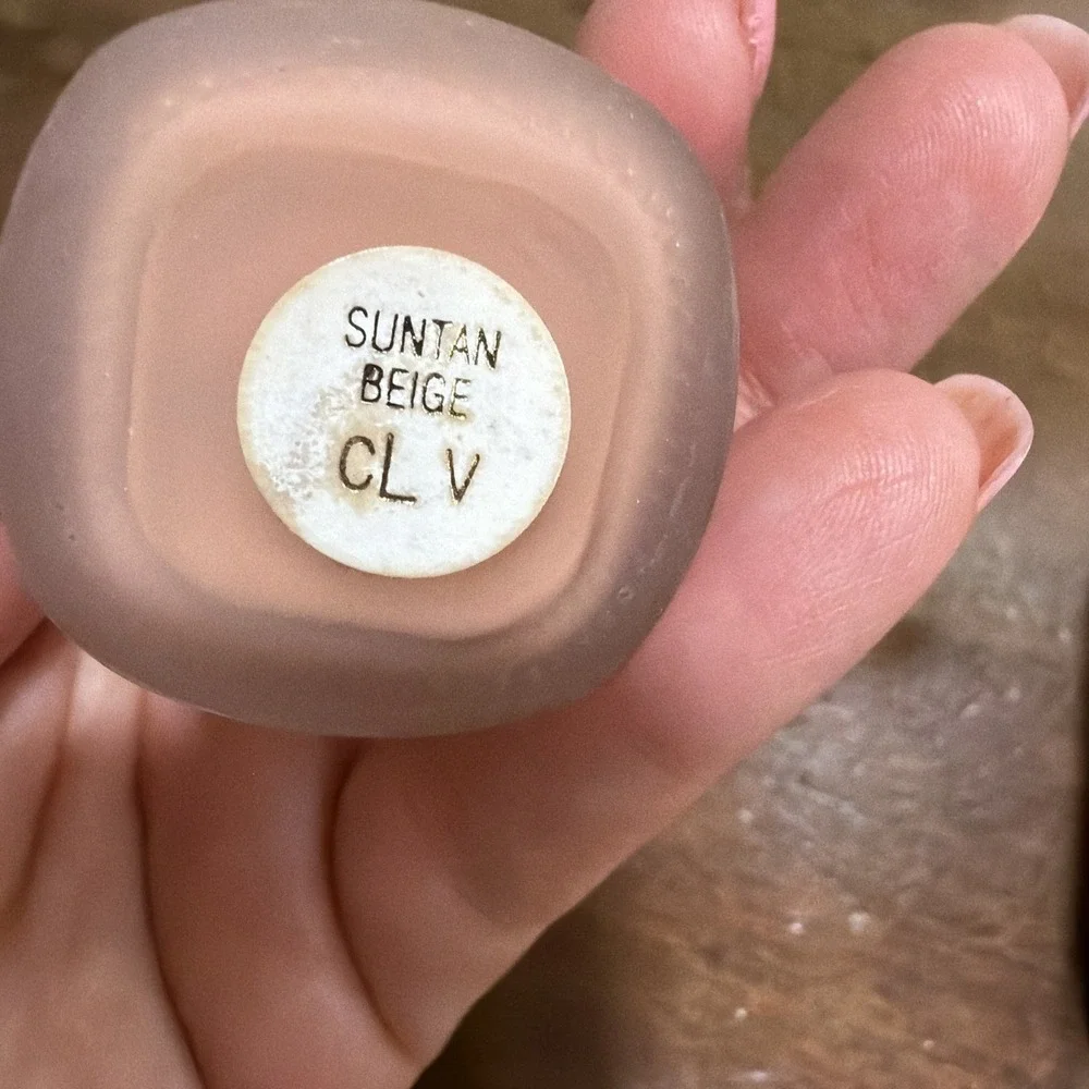 Vintage Mary Kay Day Radiance Foundation 0239 Suntan Beige Formula 2